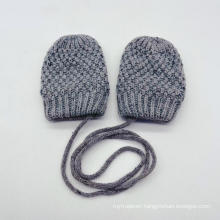 Custom-made Knit gloves for baby